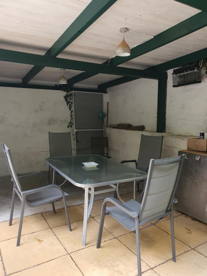 Charmantes Haus Mit Terrasse Und Grossem Garten Langenzersdorf Eksteriør bilde